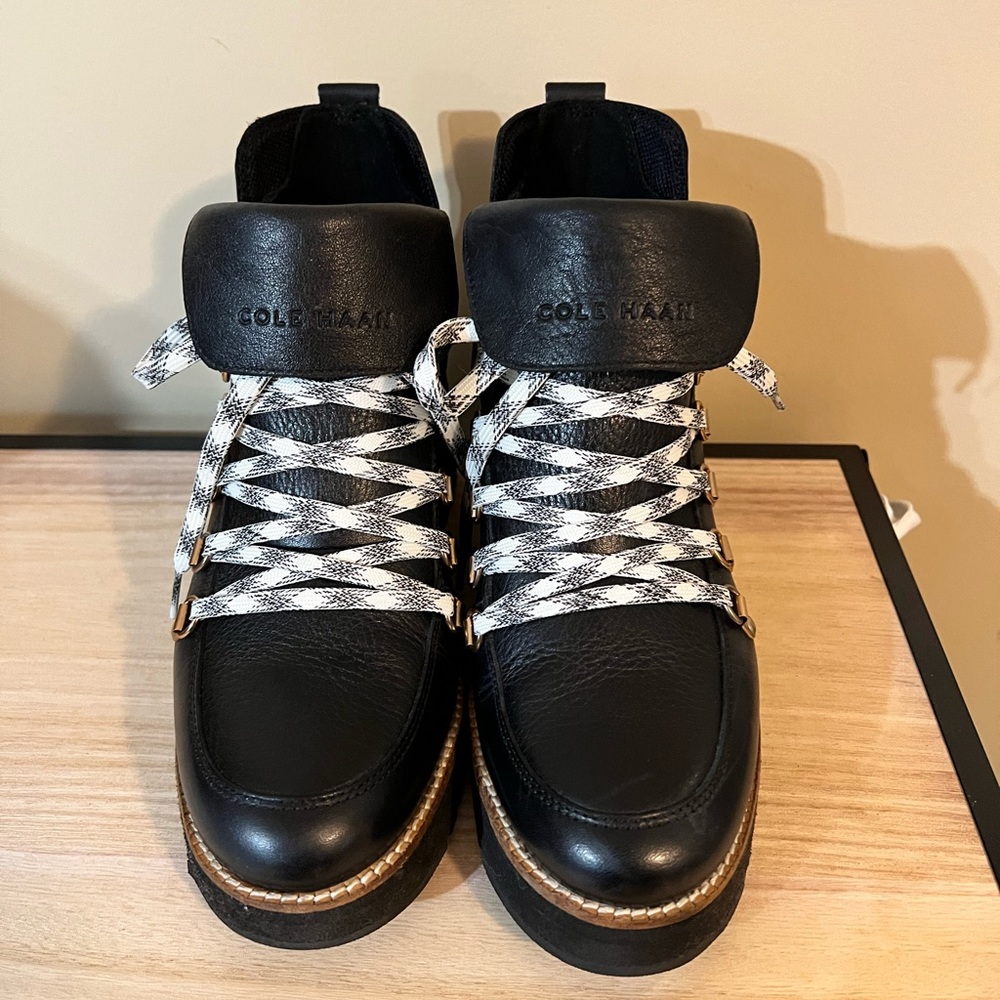 Black Cole Haan Boots Size 7.5
